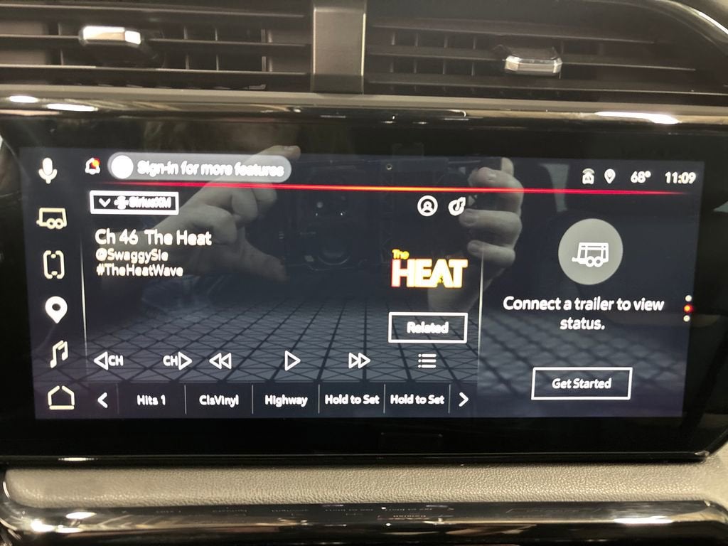 2023 GMC Sierra 1500 AT4
