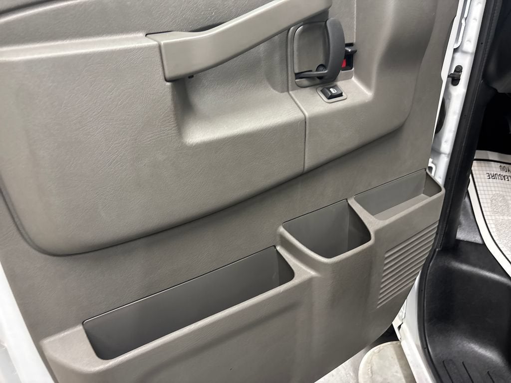 2025 GMC Savana Cargo Work Van