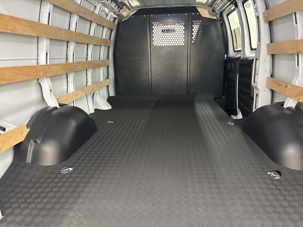 2025 GMC Savana Cargo Work Van