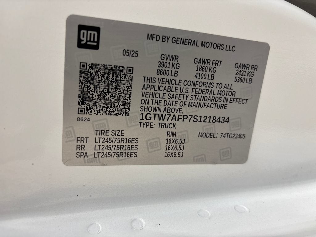 2025 GMC Savana Cargo Work Van