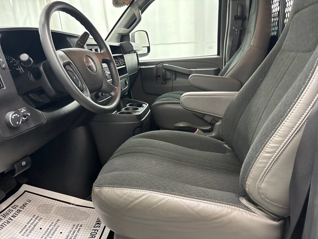 2025 GMC Savana Cargo Work Van