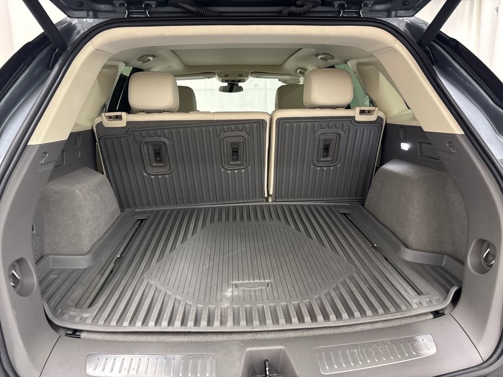 2022 Cadillac XT5 AWD Premium Luxury
