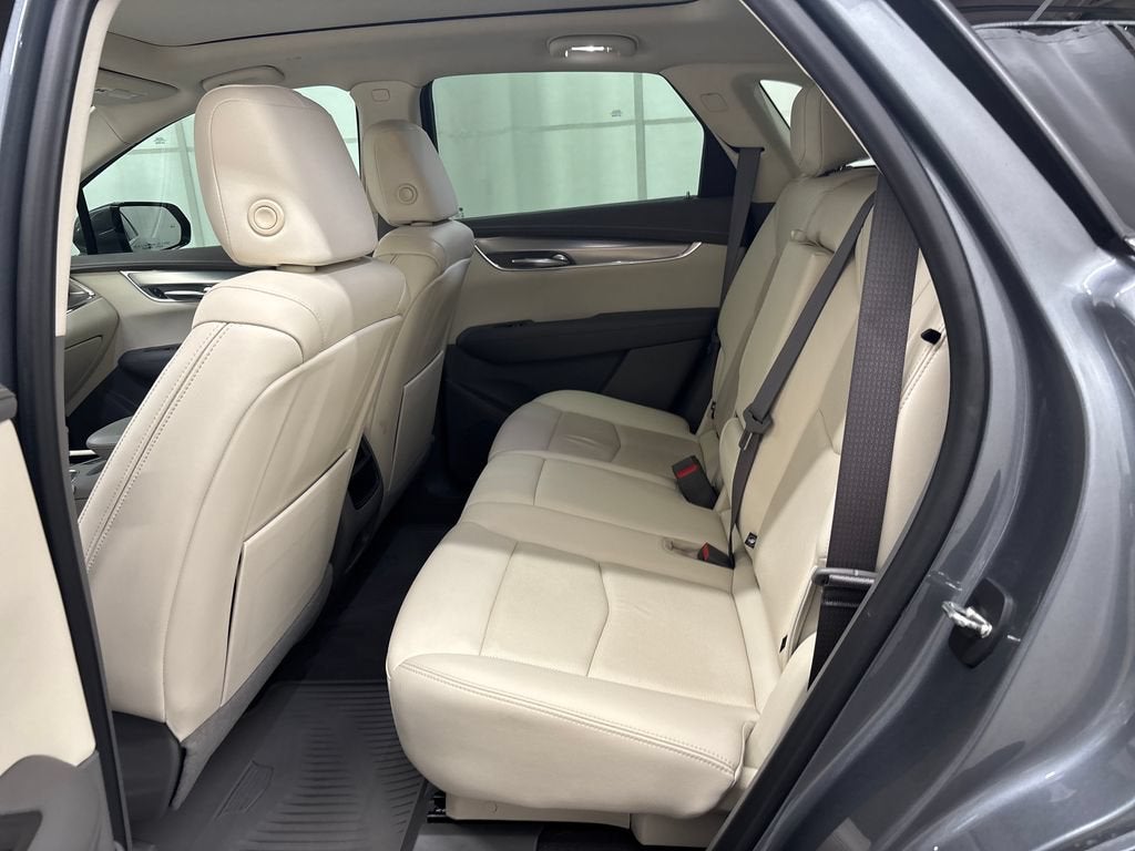 2022 Cadillac XT5 AWD Premium Luxury