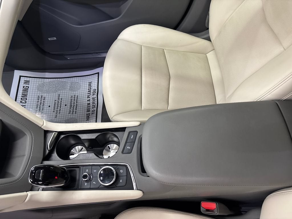 2022 Cadillac XT5 AWD Premium Luxury