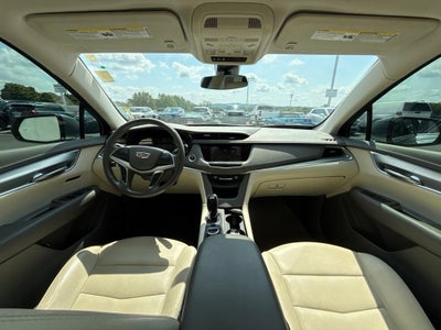 2022 Cadillac XT5 AWD Premium Luxury