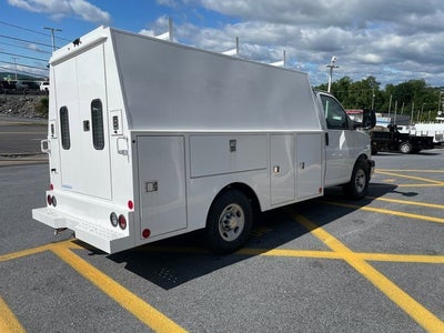 2024 Chevrolet Express Cutaway 3500 1WT