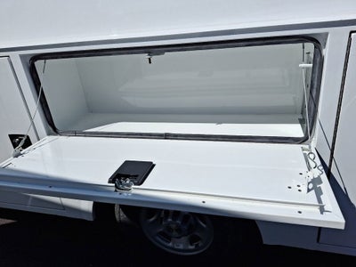 2024 Chevrolet Express Cutaway 3500 1WT