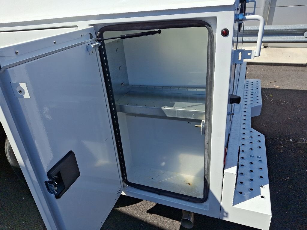 2024 Chevrolet Express Cutaway 3500 1WT