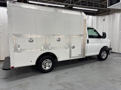 2025 Chevrolet Express Cutaway 3500 1WT