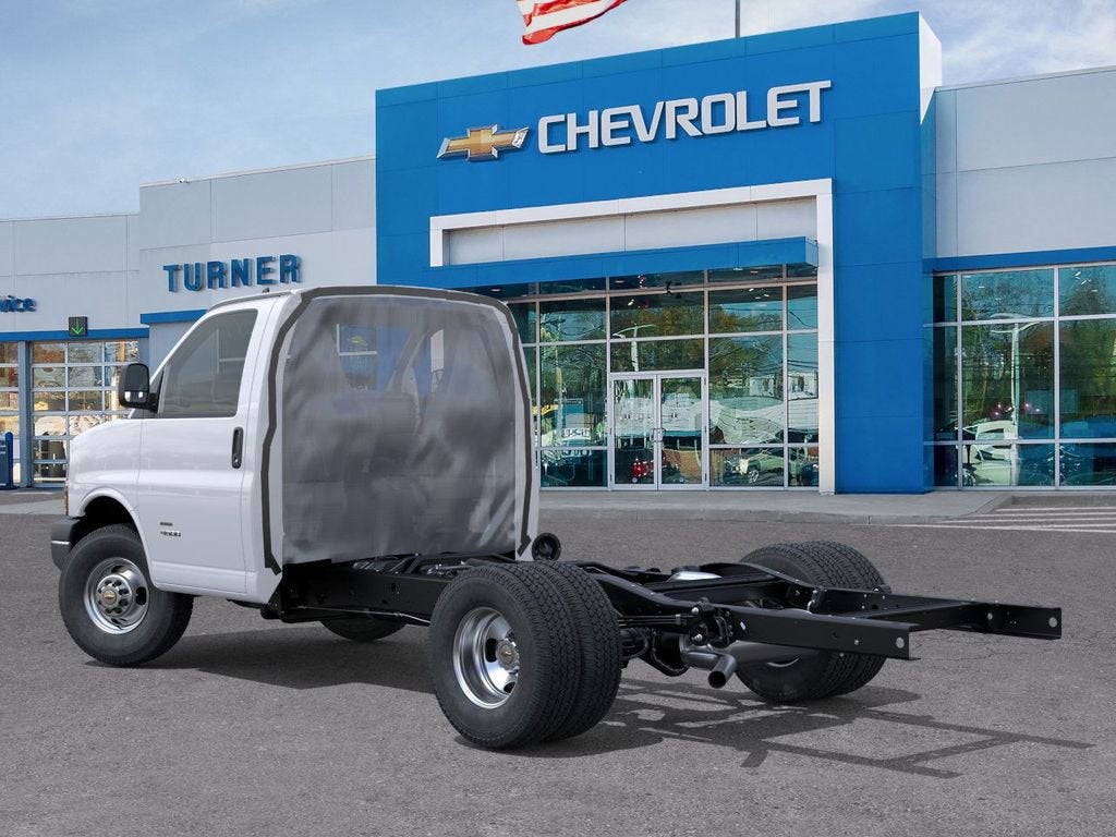 2025 Chevrolet Express Cutaway 3500 1WT