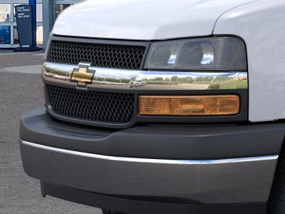 2025 Chevrolet Express Cutaway 3500 1WT