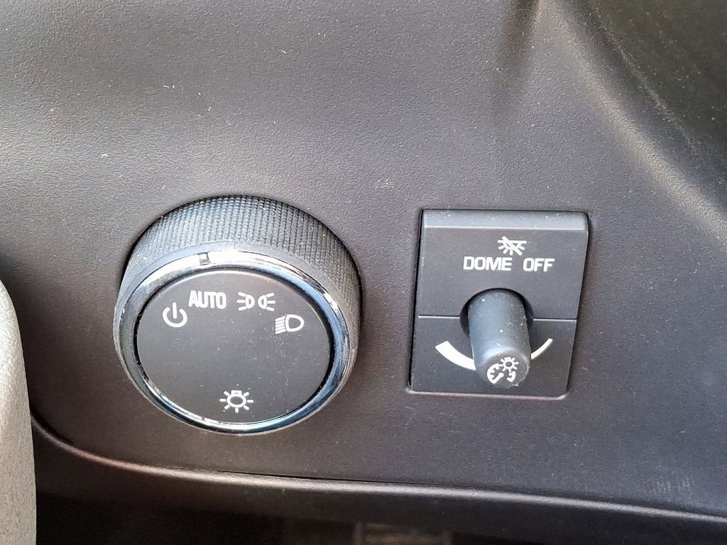 2024 Chevrolet Express Cutaway 3500 1WT