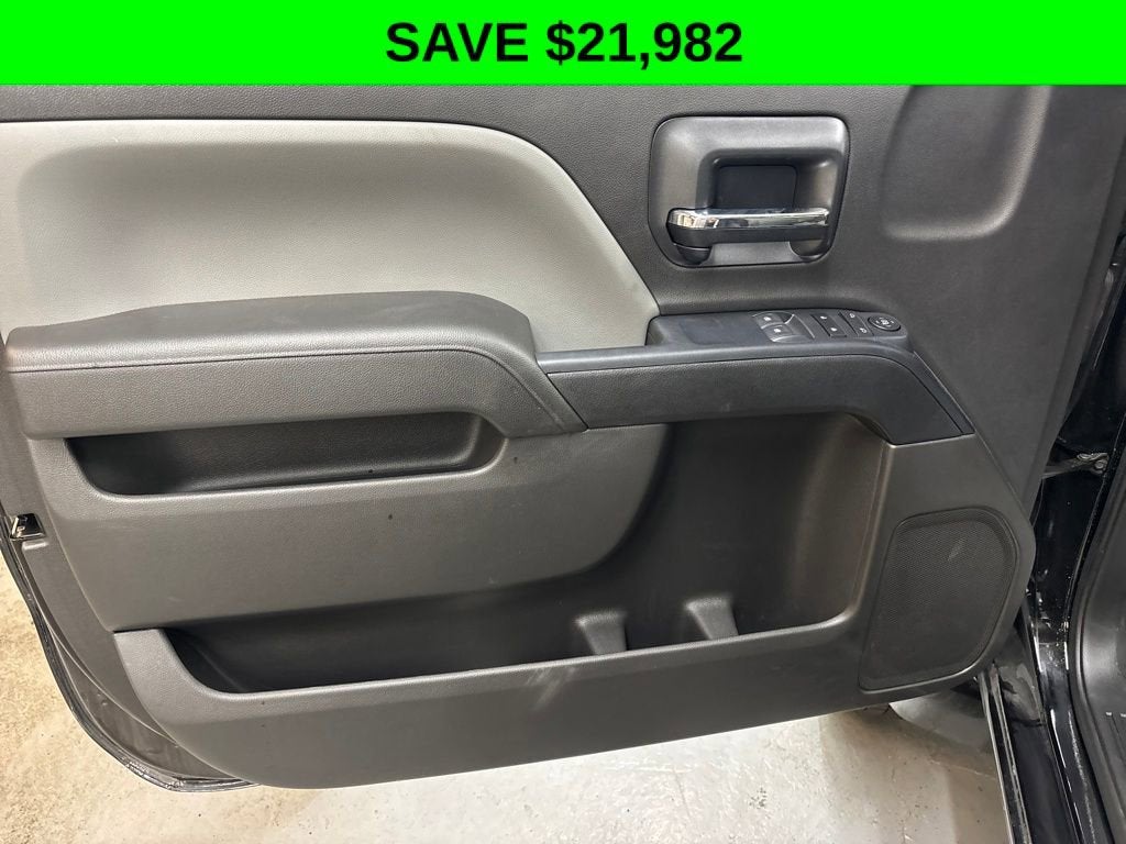 2023 Chevrolet Silverado 5500 HD Work Truck