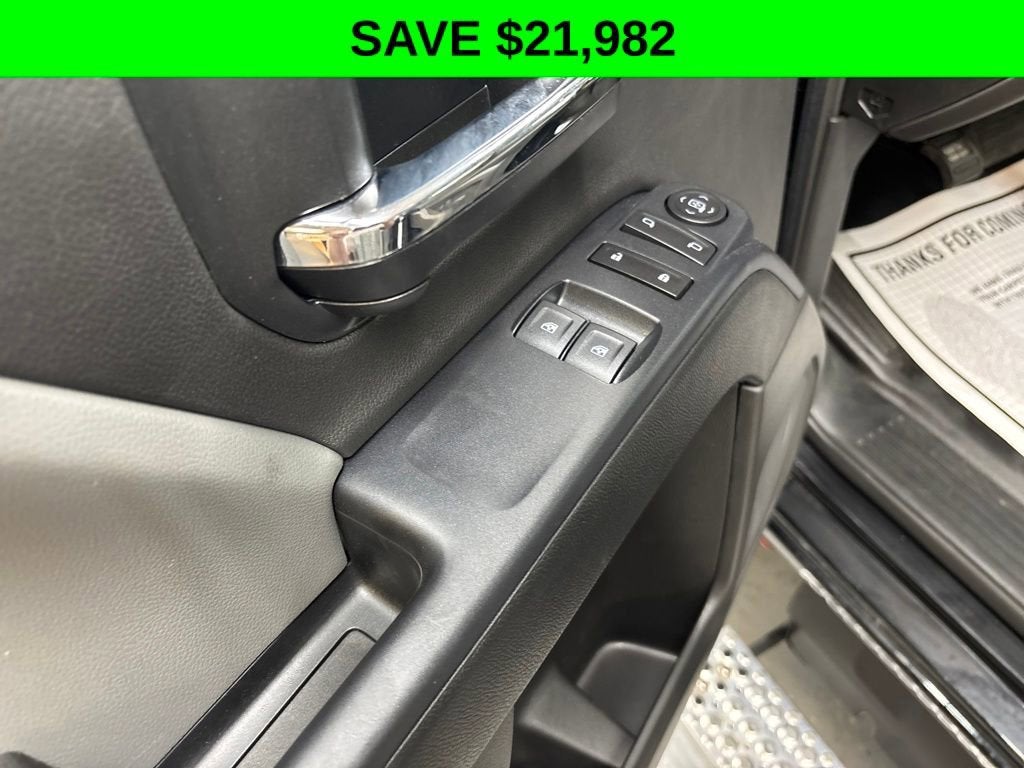 2023 Chevrolet Silverado 5500 HD Work Truck