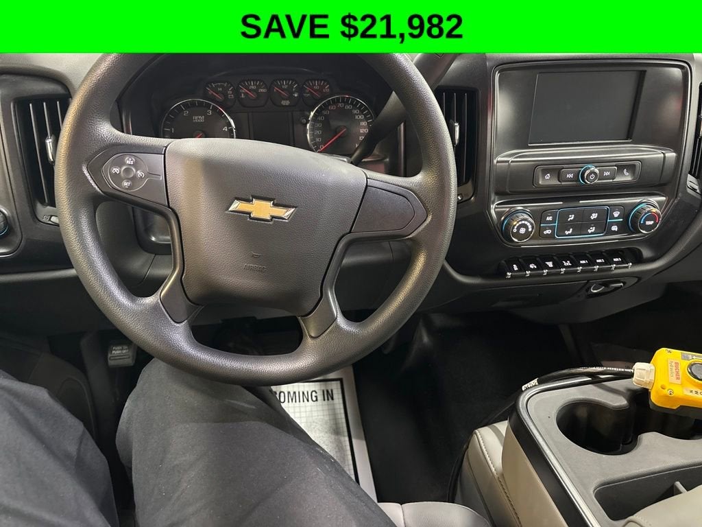 2023 Chevrolet Silverado 5500 HD Work Truck