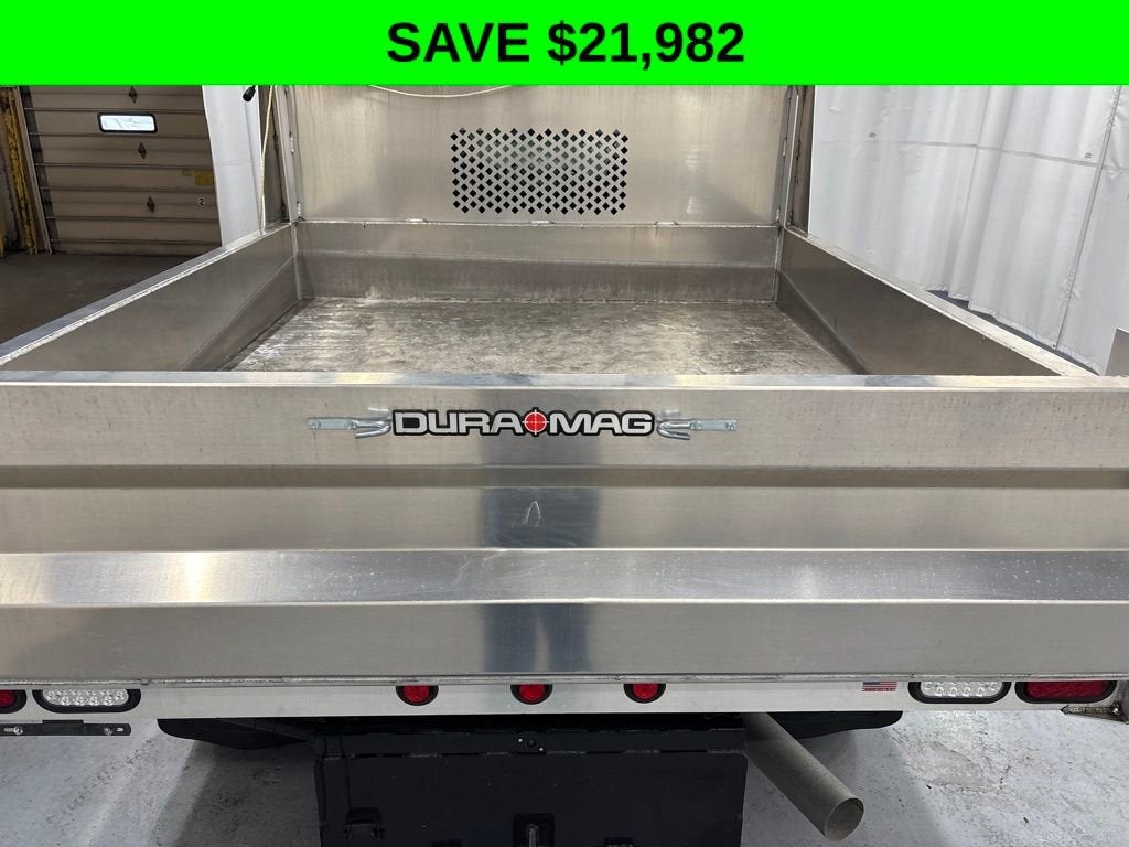 2023 Chevrolet Silverado 5500 HD Work Truck