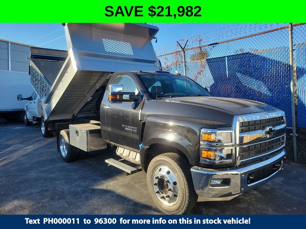 2023 Chevrolet Silverado 5500 HD Work Truck