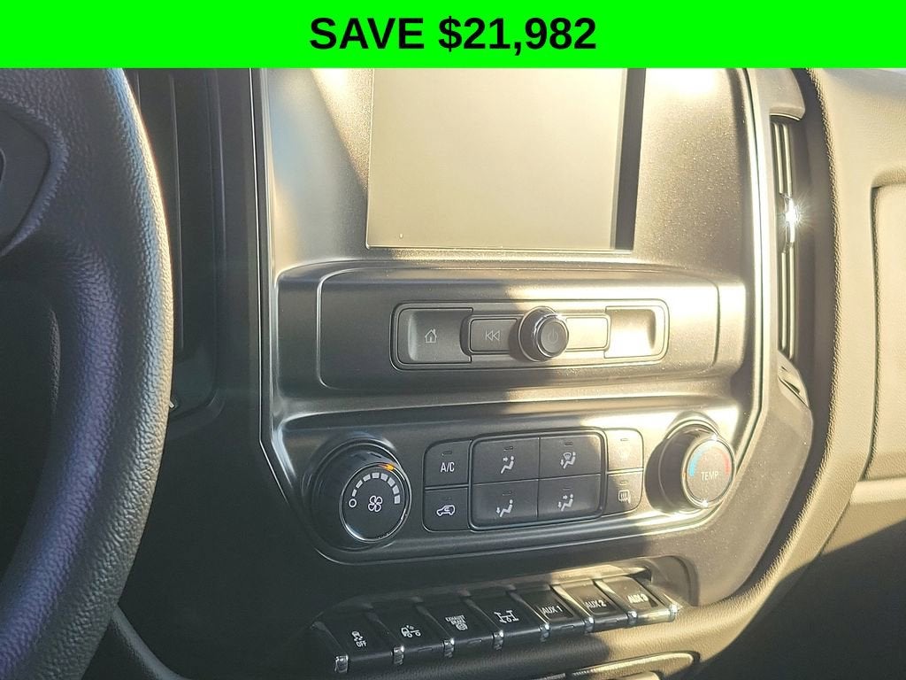 2023 Chevrolet Silverado 5500 HD Work Truck