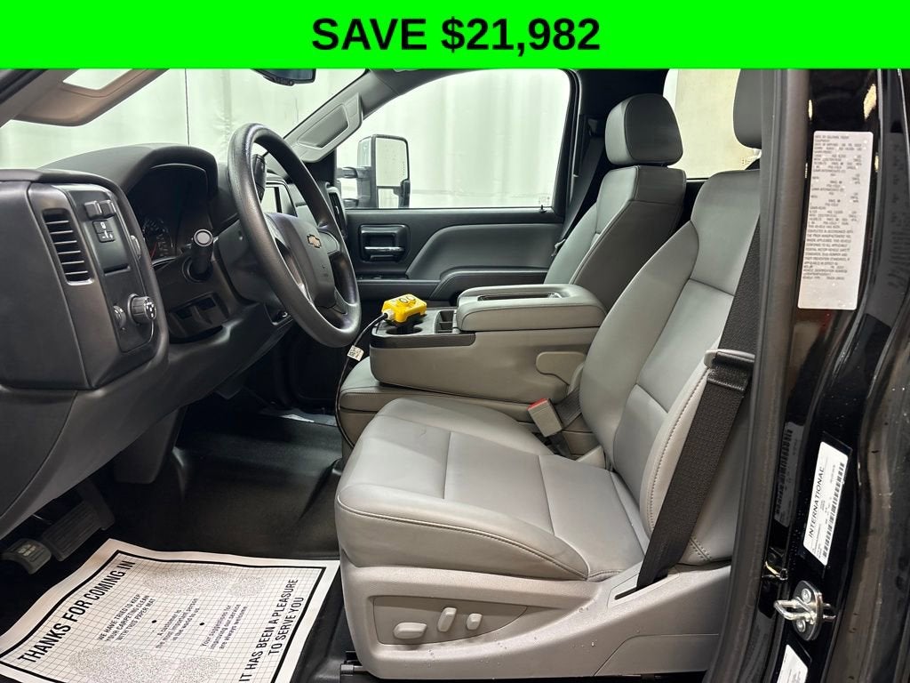 2023 Chevrolet Silverado 5500 HD Work Truck