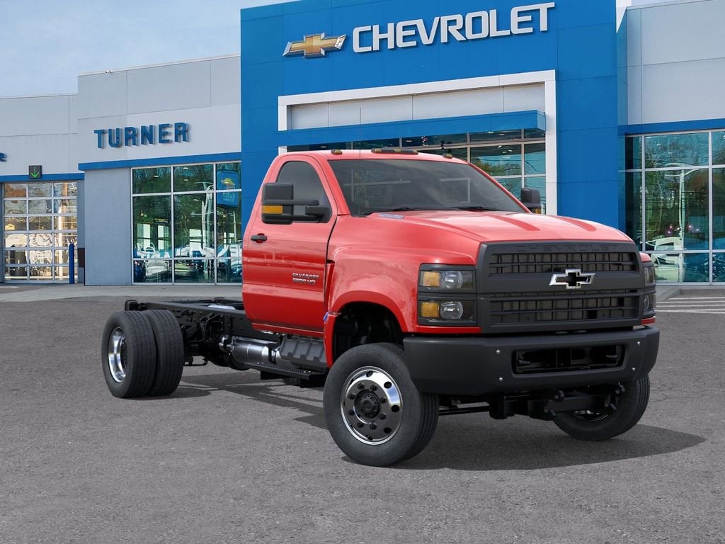 2026 Chevrolet Silverado 6500 HD Work Truck