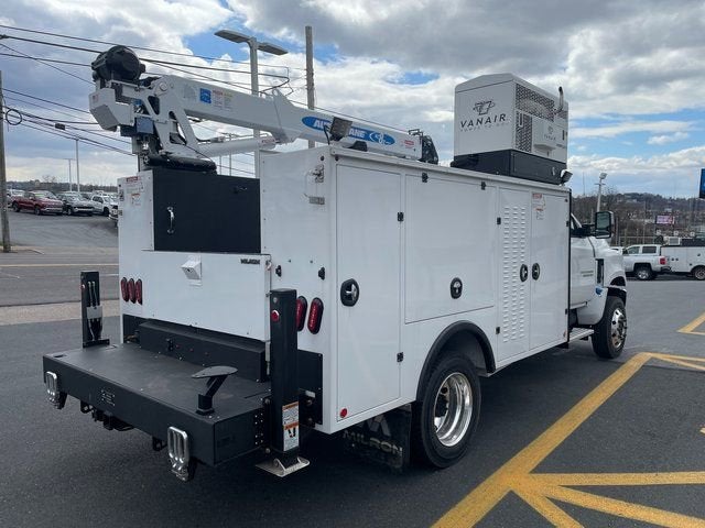 2024 Chevrolet Silverado 6500 HD LT