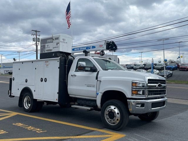 2024 Chevrolet Silverado 6500 HD LT