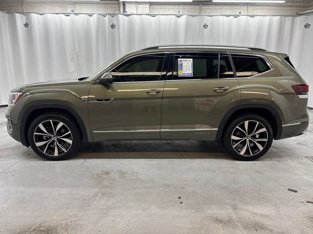 2025 Volkswagen Atlas 2.0T SEL Premium R-Line