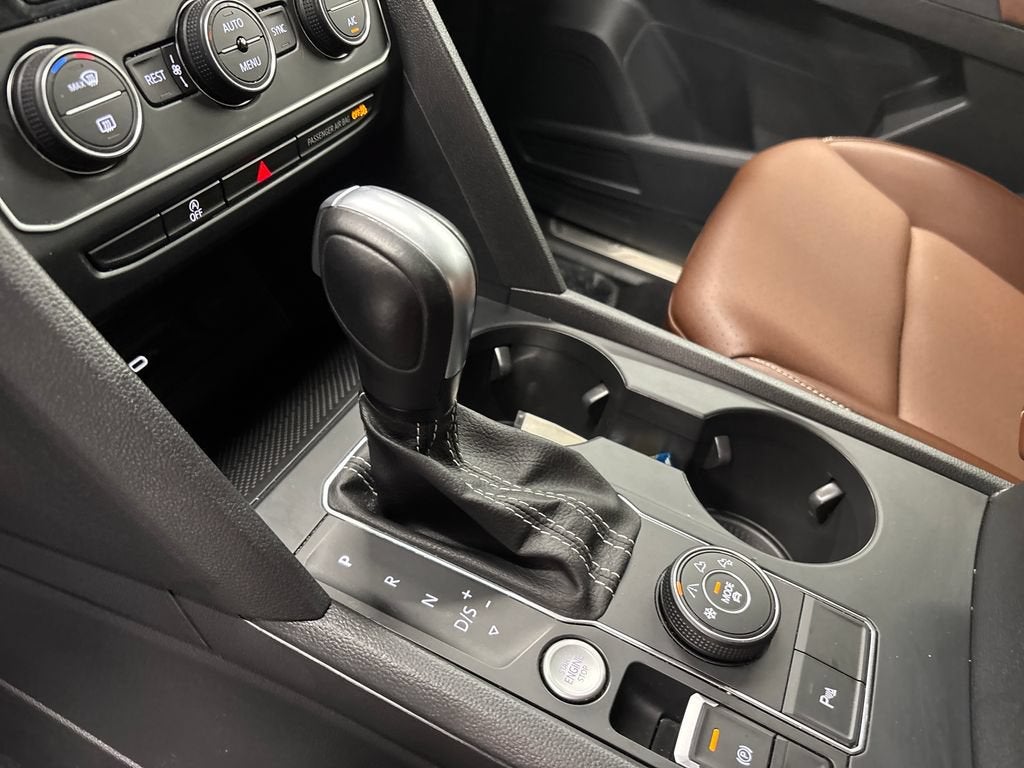 2021 Volkswagen Atlas 3.6L V6 SE w/Technology