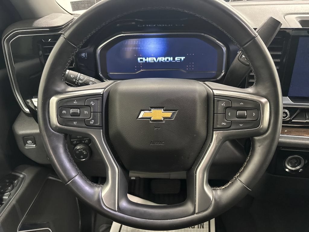 2023 Chevrolet Silverado 1500 LT (2FL)