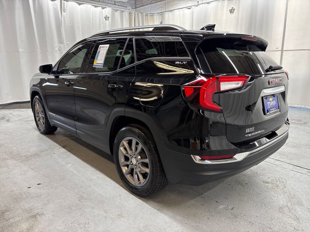 2023 GMC Terrain SLT