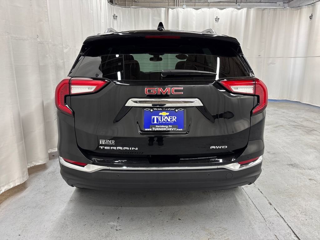 2023 GMC Terrain SLT
