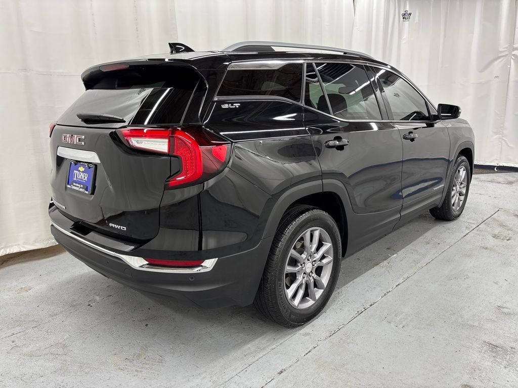 2023 GMC Terrain SLT