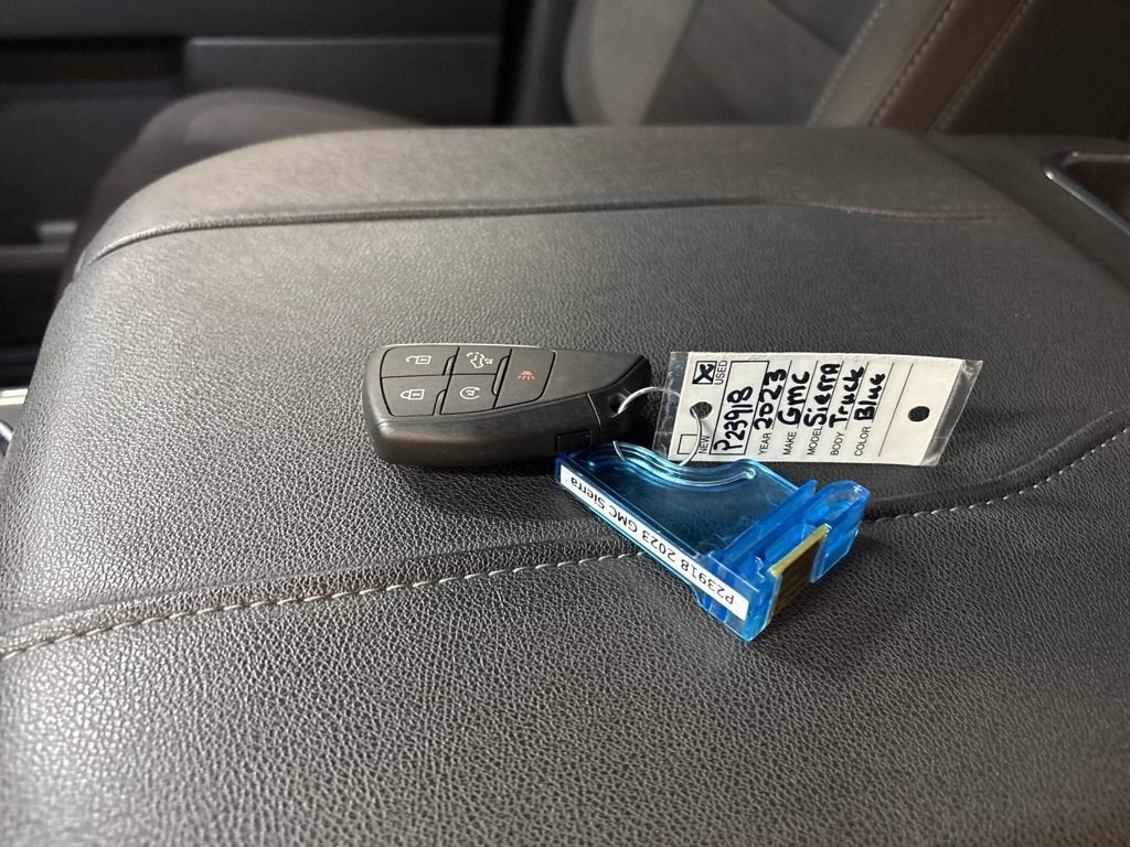 2023 GMC Sierra 1500 Elevation