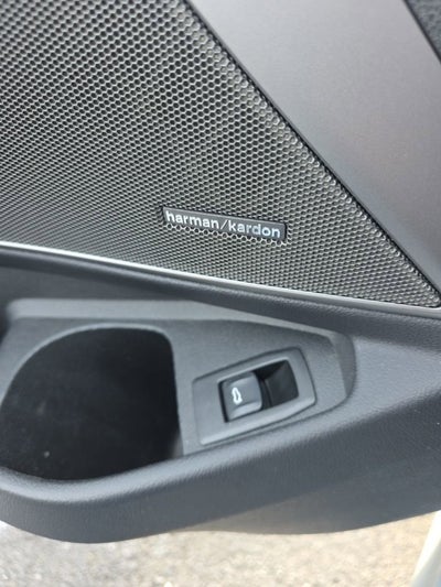 2023 BMW 3 Series 330i xDrive