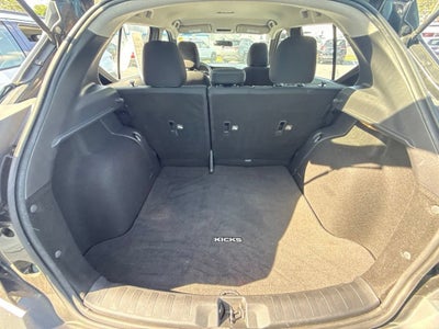 2019 Nissan Kicks S