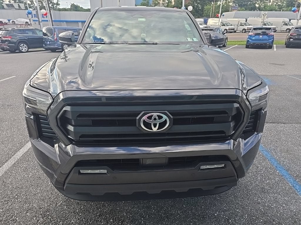 2024 Toyota Tacoma 4WD SR5