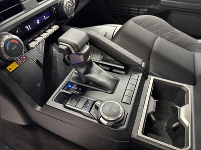 2024 Toyota Tacoma 4WD SR5