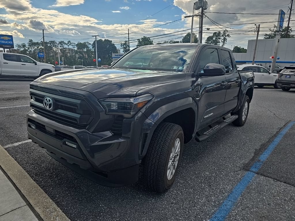 2024 Toyota Tacoma 4WD SR5
