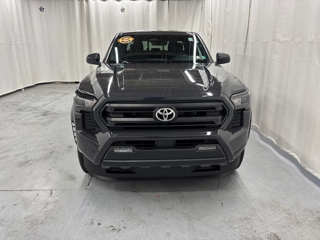 2024 Toyota Tacoma 4WD SR5