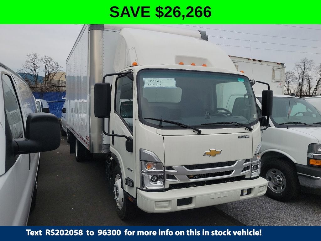 2024 Chevrolet Low Cab Forward 4500 MEDIUM ASH GRAY