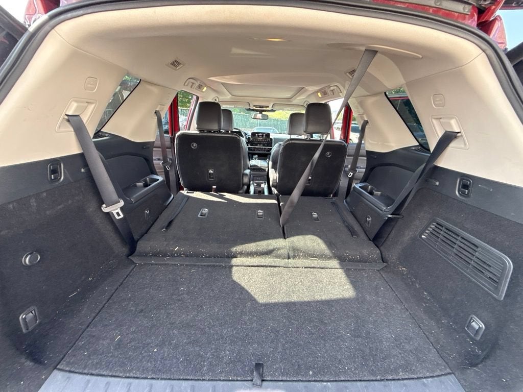 2022 Nissan Pathfinder SL