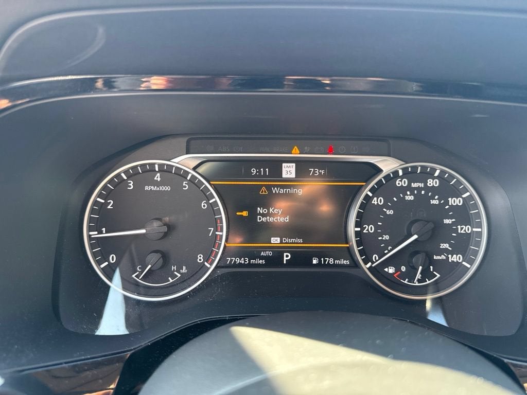 2022 Nissan Pathfinder SL