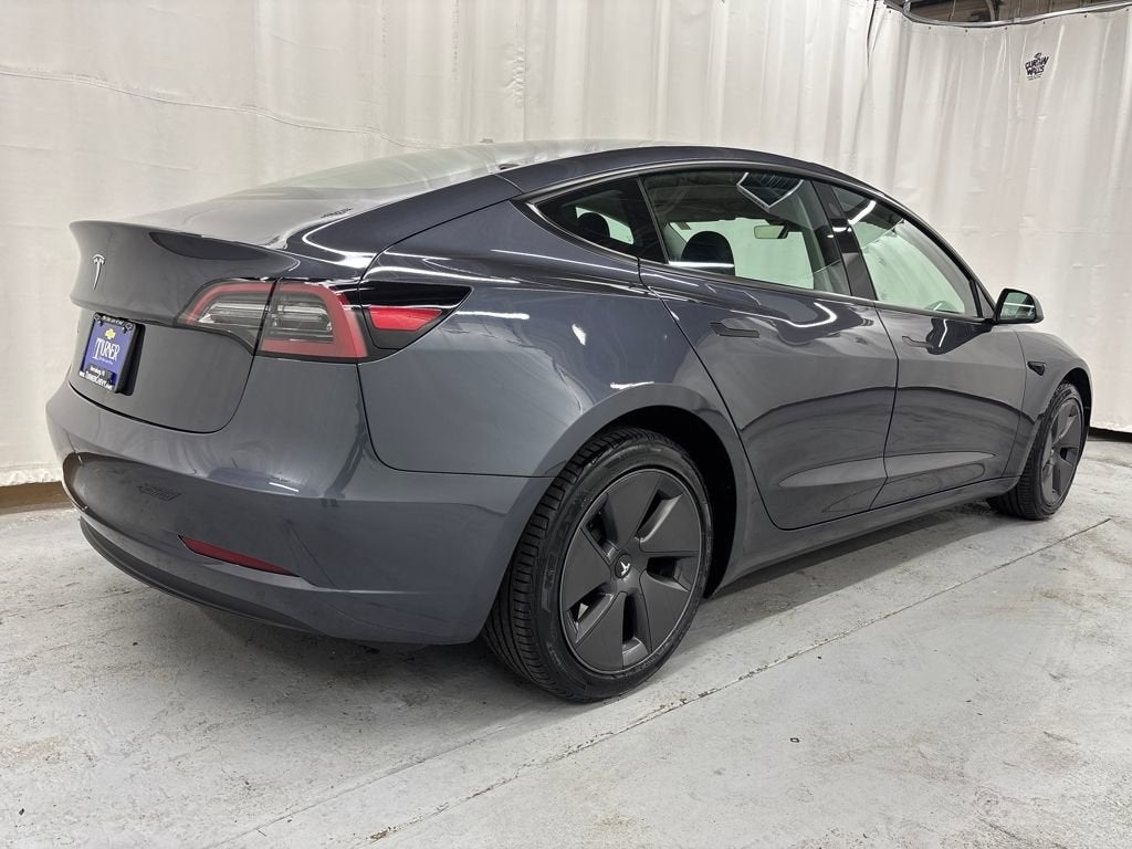 2023 Tesla Model 3 RWD
