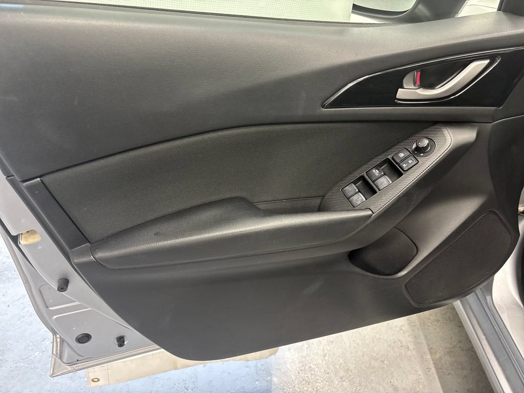 2016 Mazda Mazda3 i Touring