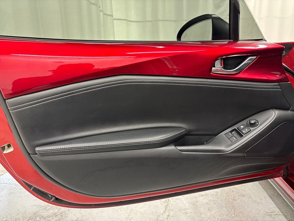2022 Mazda Mazda MX-5 Miata RF Grand Touring