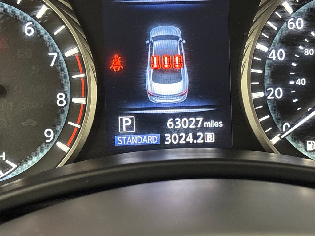 2023 INFINITI Q50 LUXE
