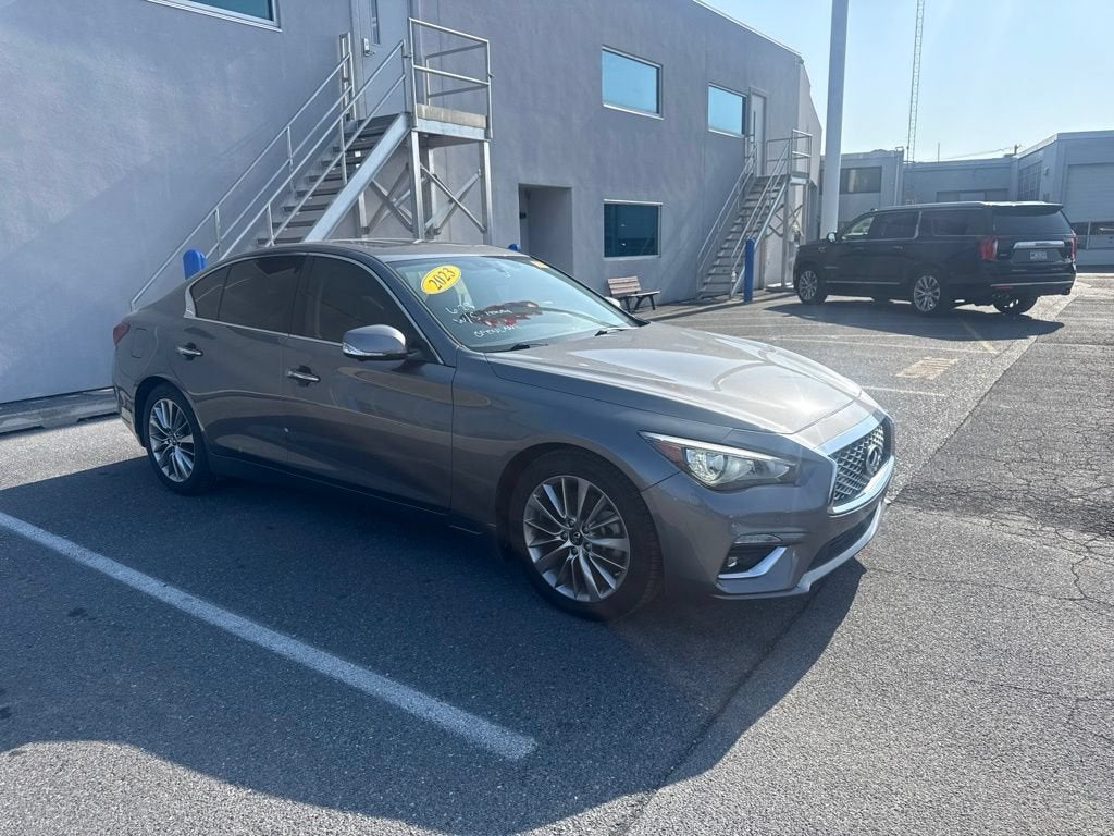 2023 INFINITI Q50 LUXE