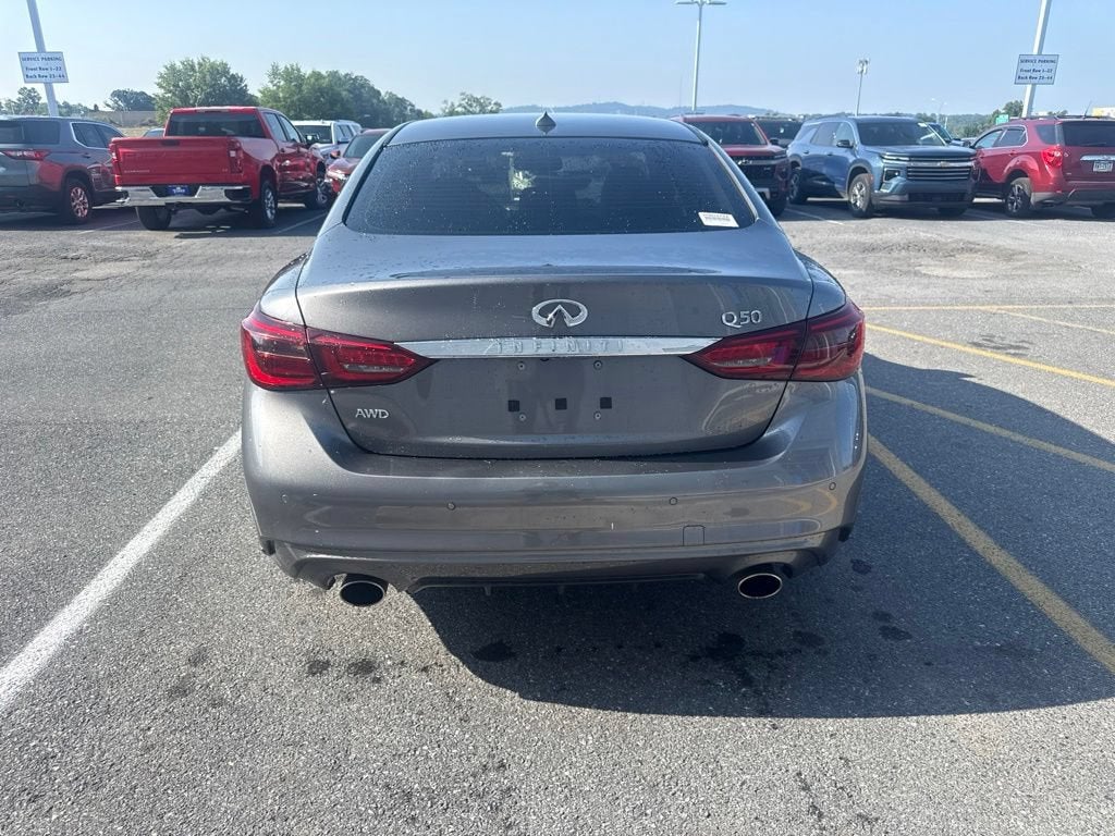 2023 INFINITI Q50 LUXE