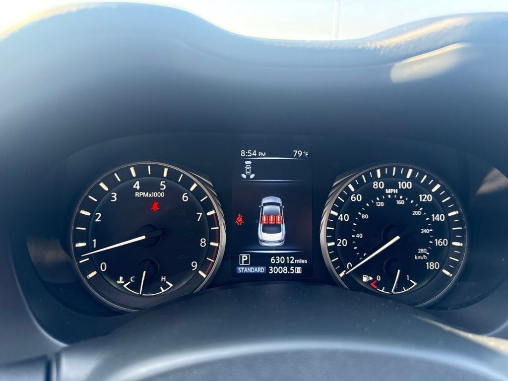 2023 INFINITI Q50 LUXE