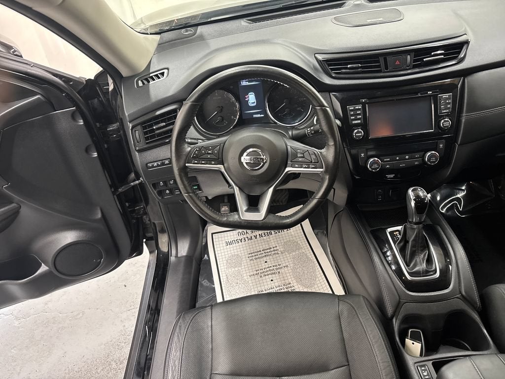 2017 Nissan Rogue SL